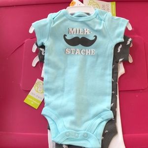NWT Okie Dokie 3 pack Bodysuits Newborn